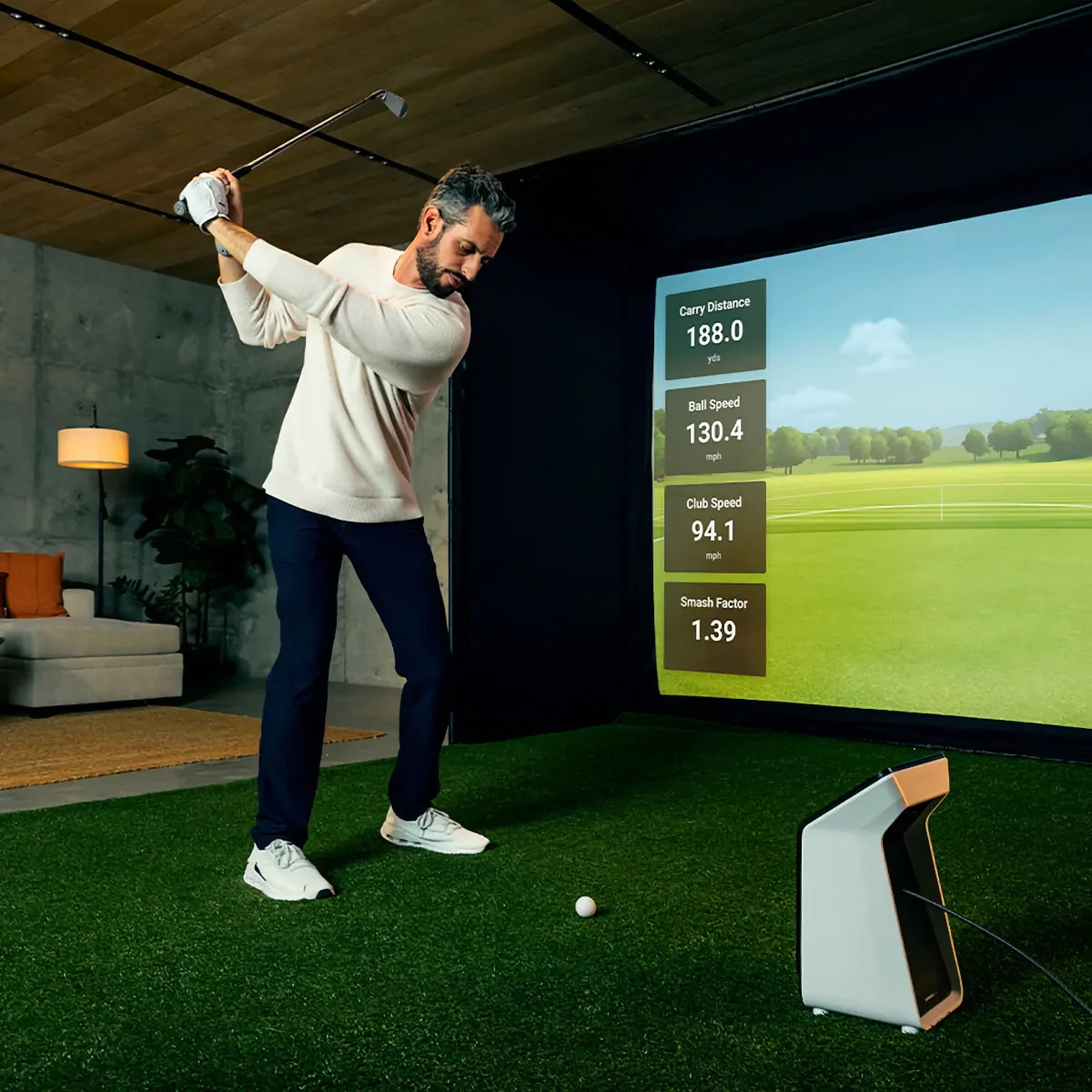 Garmin Approach R50 Golf Launch Monitor & Simulator