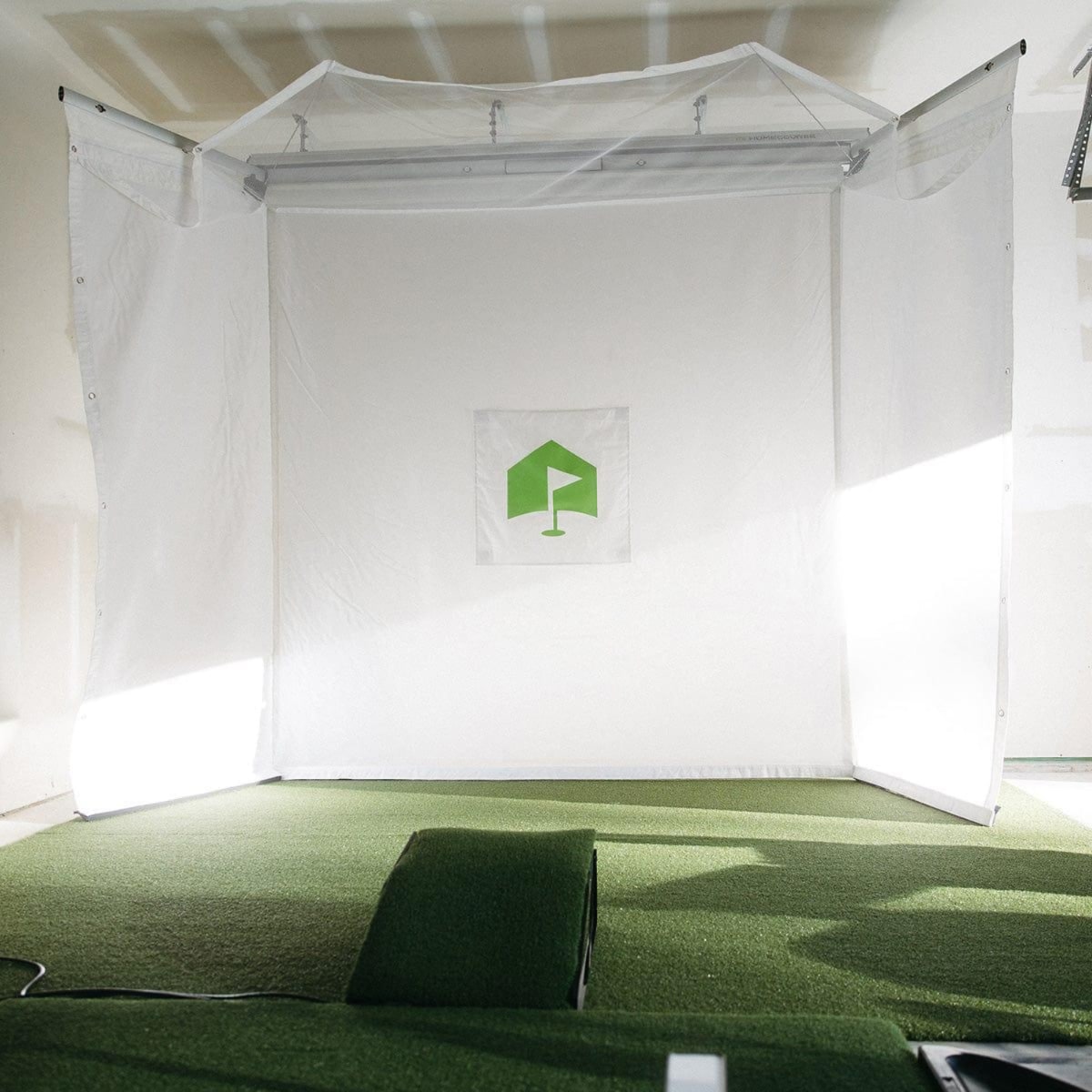 HomeCourse ProScreen 180 Retractable Golf Enclosure